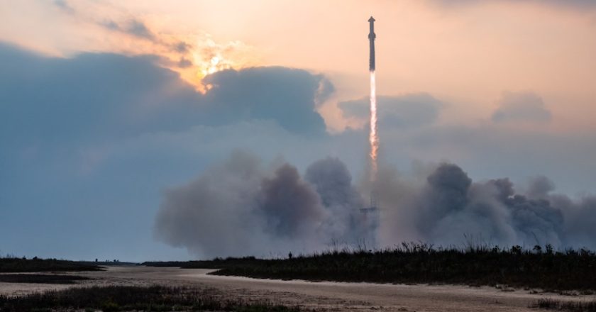 SpaceX accomplishes first soft splashdown of Starship, Super Heavy Booster on Flight 4 mission – Spaceflight Now