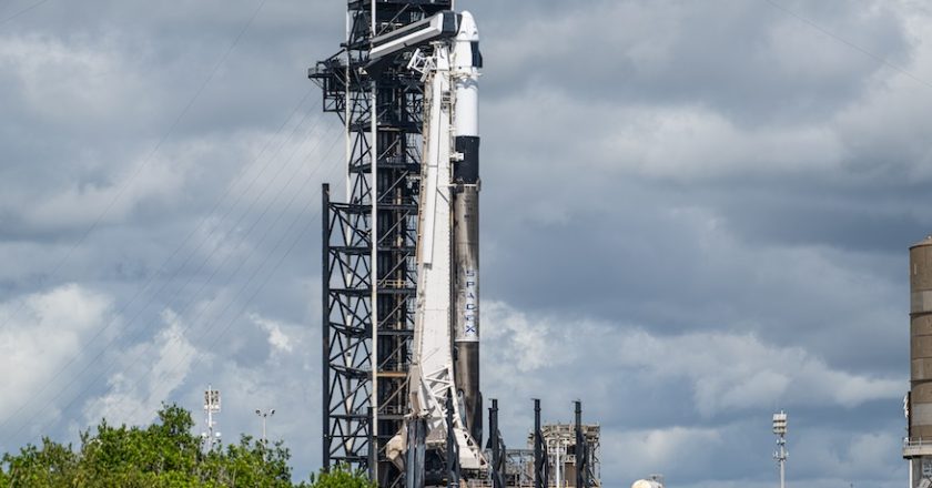 SpaceX pushes Polaris Dawn astronaut launch due to ‘a ground-side helium leak’ – Spaceflight Now