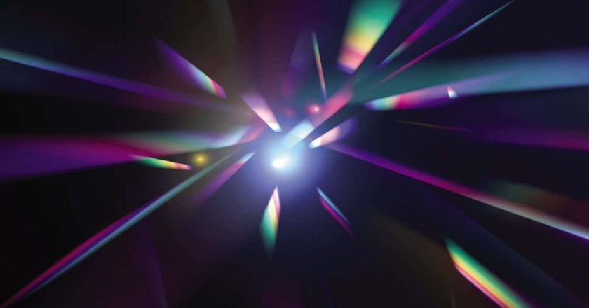 Quantum holograms can send messages that disappear