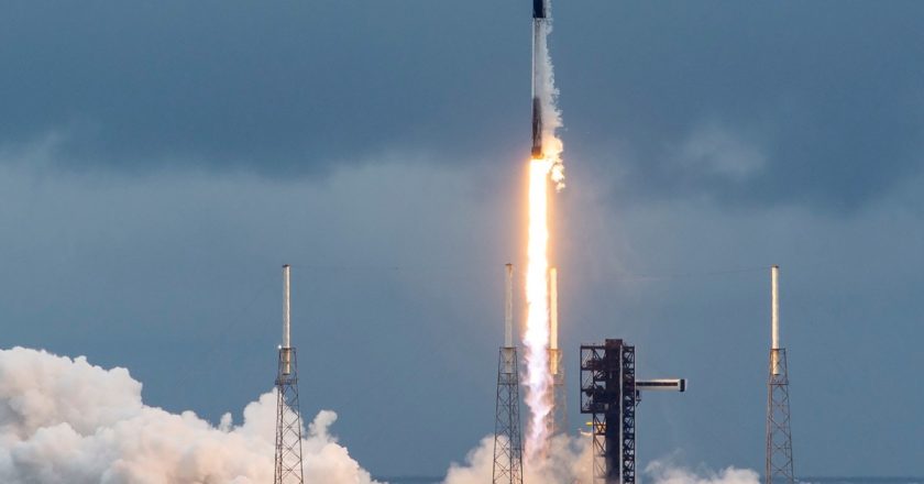 FAA allows Falcon 9 launches to resume