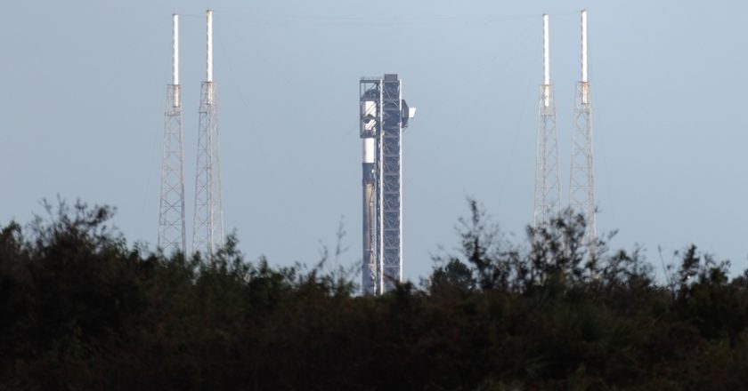 SpaceX scrubs launch of 24 Starlink satellites on a Falcon 9 flight from Cape Canaveral – Spaceflight Now